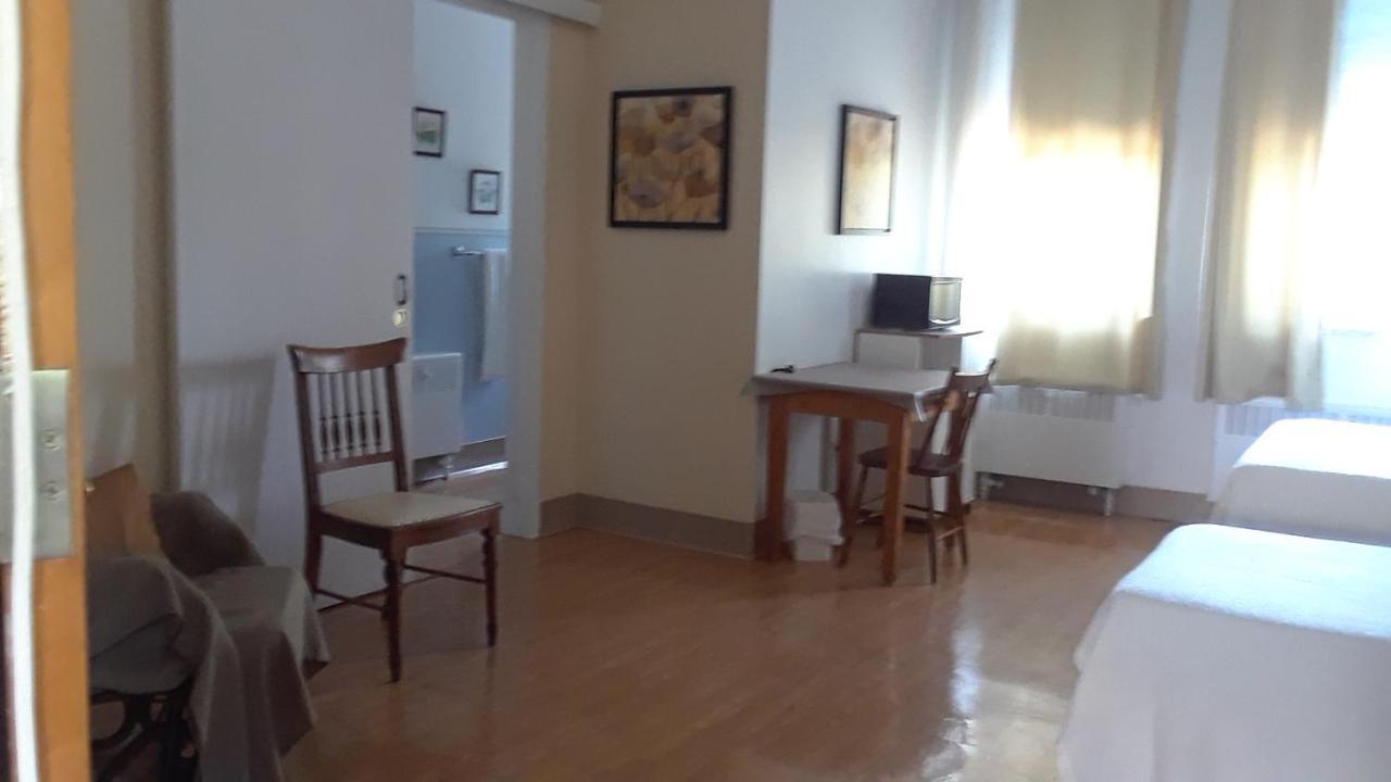 ויקטוריה-ויל Mhotel Domaine L'Envolee- Maison Fleurie מראה חיצוני תמונה